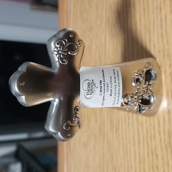 Precious Moments Cross Deco - Do All Things With Love(2016) - Picture 9 of 11